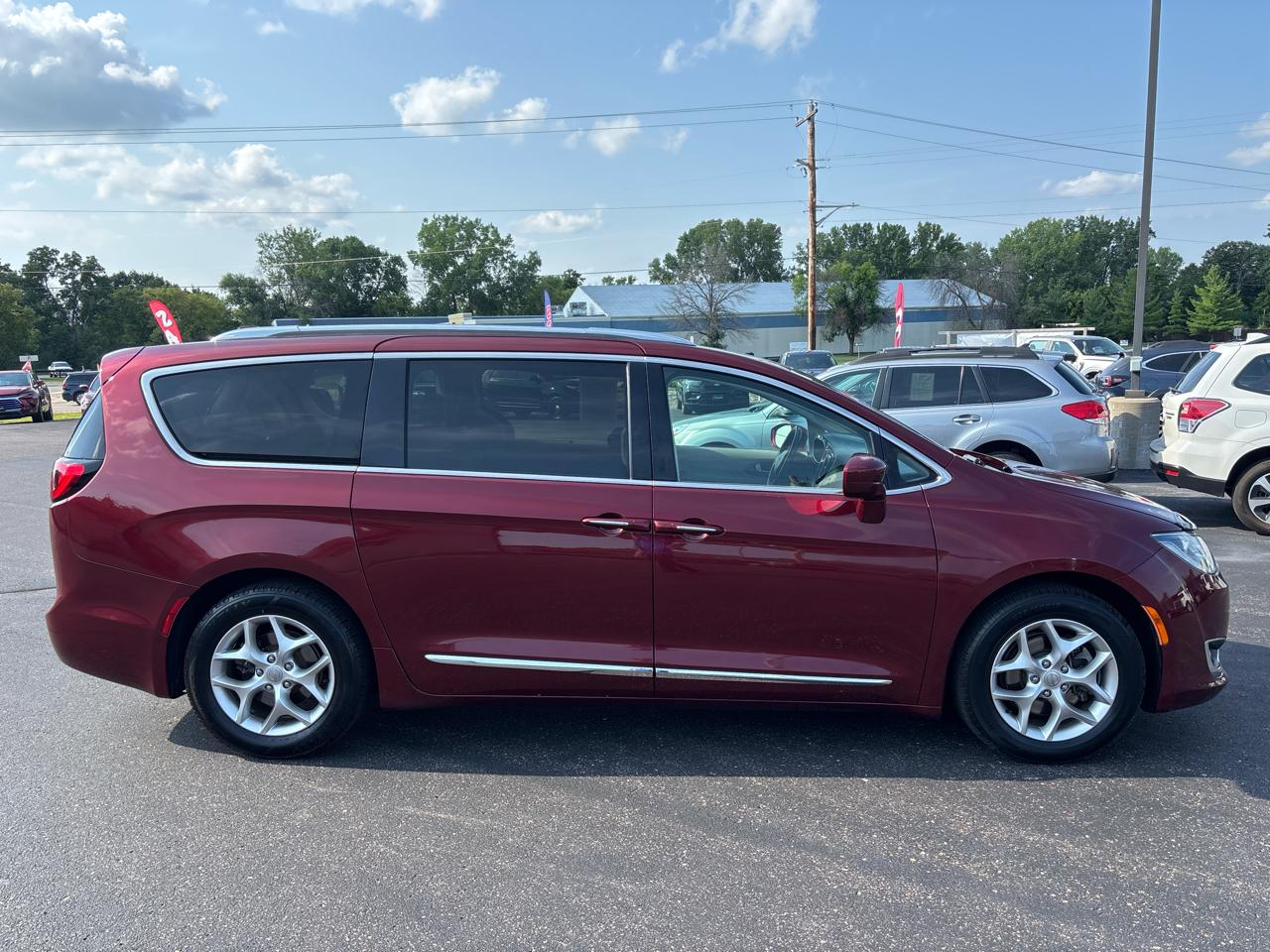 Chrysler Pacifica Touring-L Plus 2018