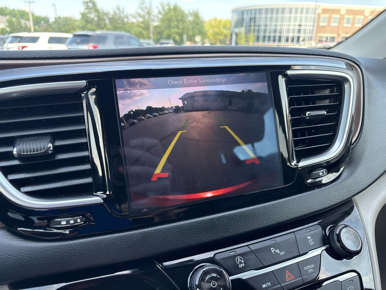 Chrysler Pacifica Touring-L Plus 2018