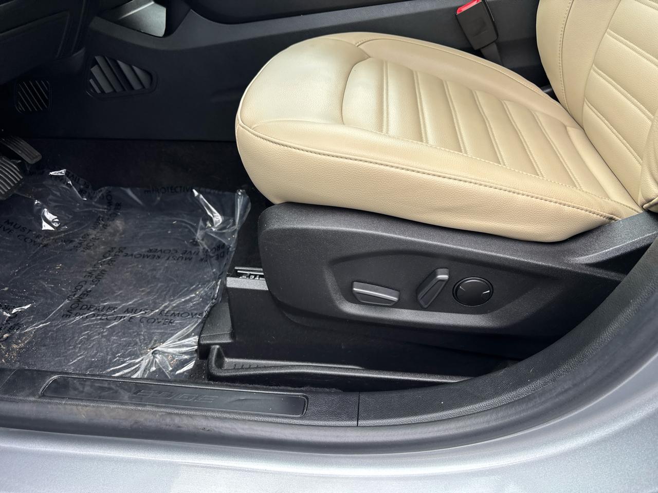 Ford Edge SEL AWD 2023