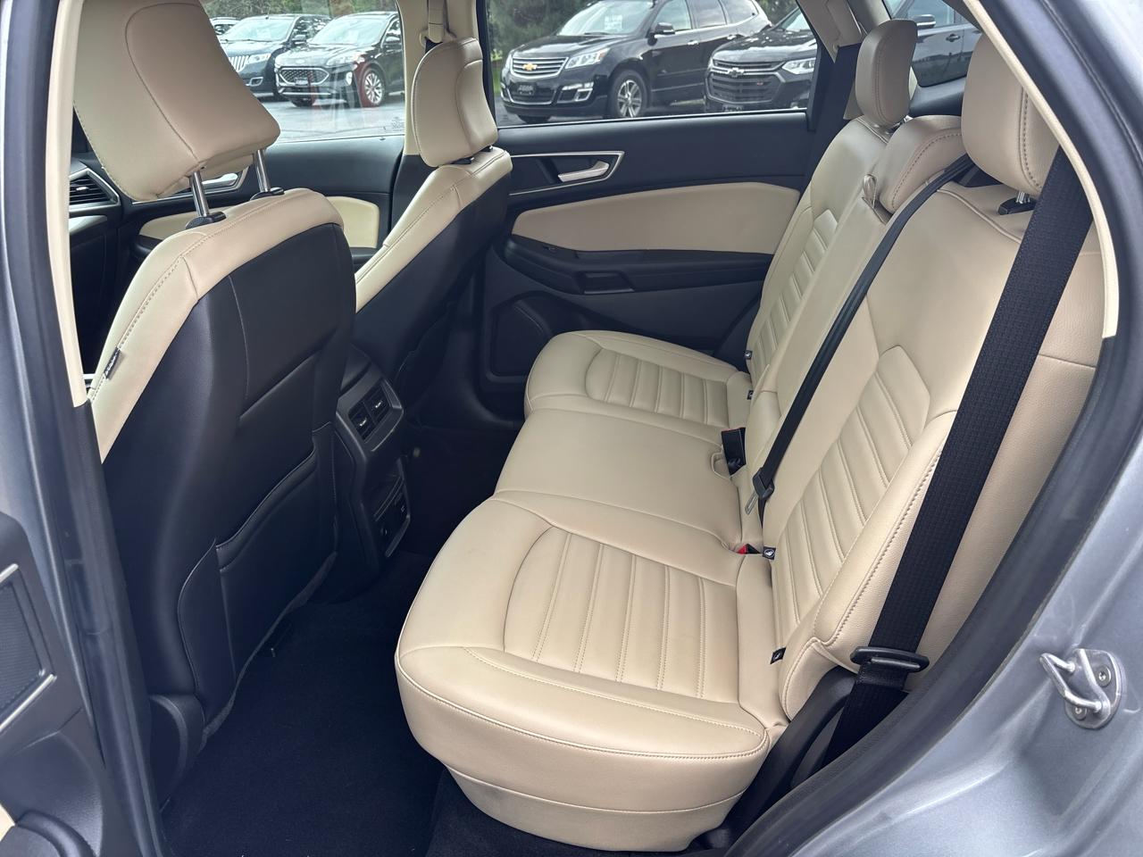 Ford Edge SEL AWD 2023