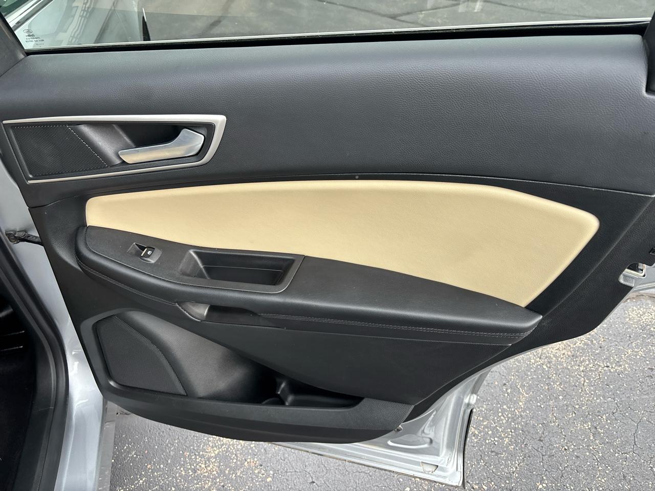 Ford Edge SEL AWD 2023