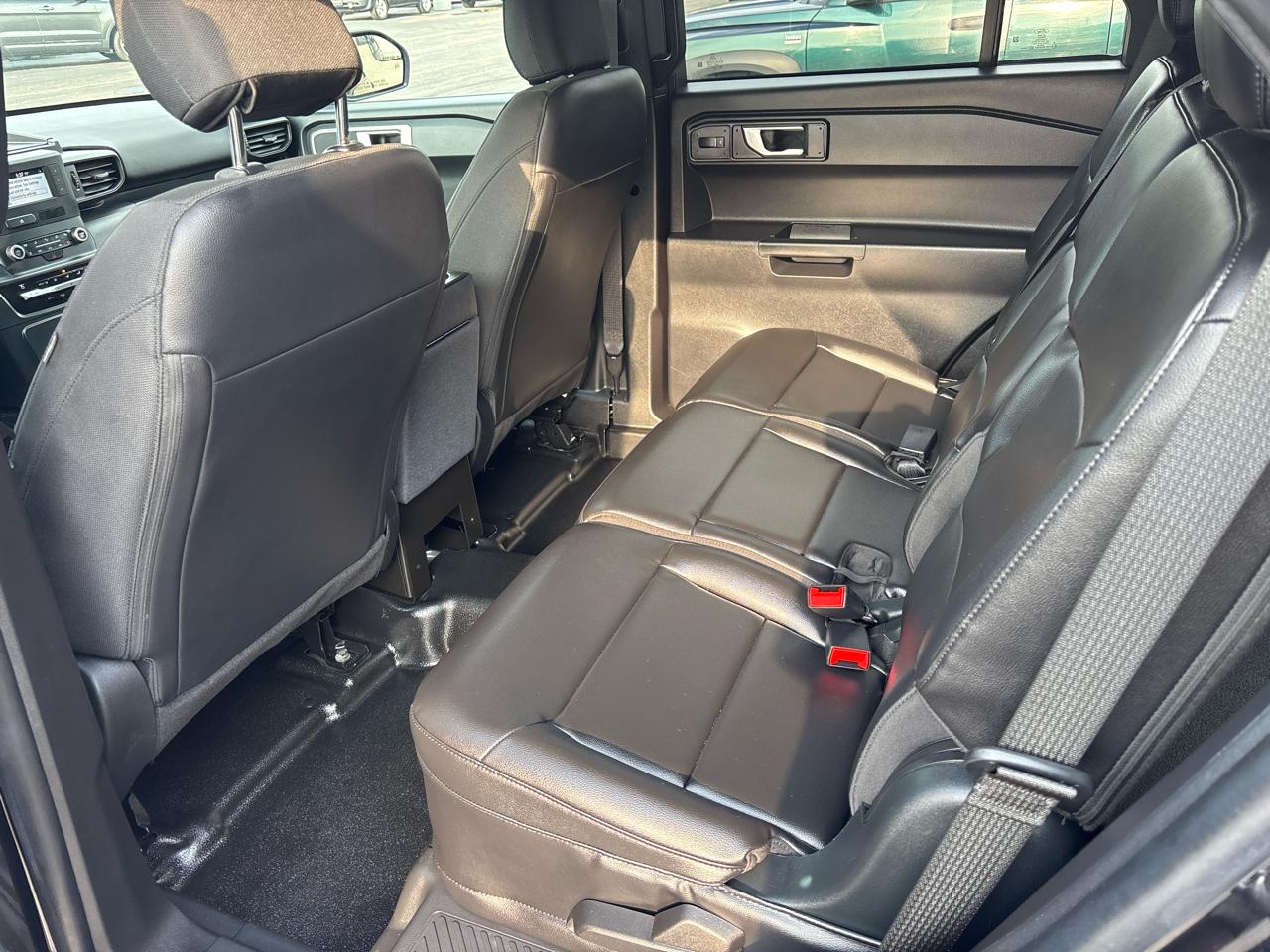 Ford Explorer  2021