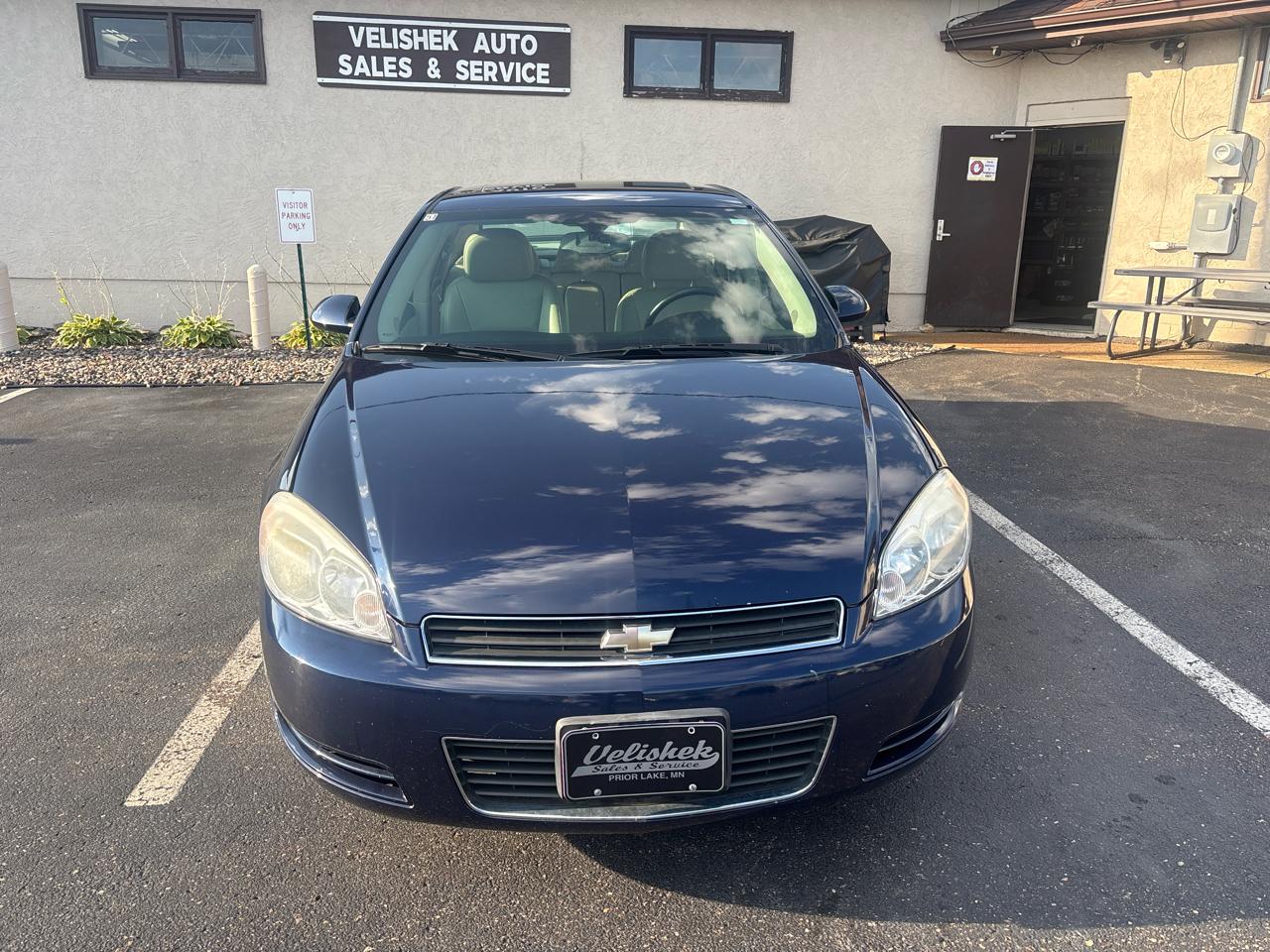 Chevrolet Impala 4dr Sdn 3.5L LT 2009