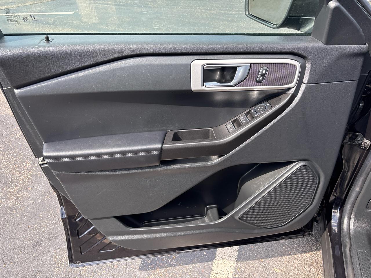 Ford Explorer  2021