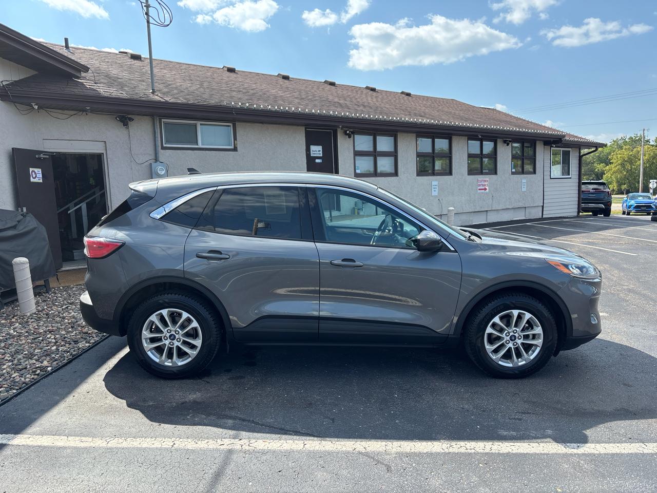 Ford Escape SE Hybrid AWD 2021