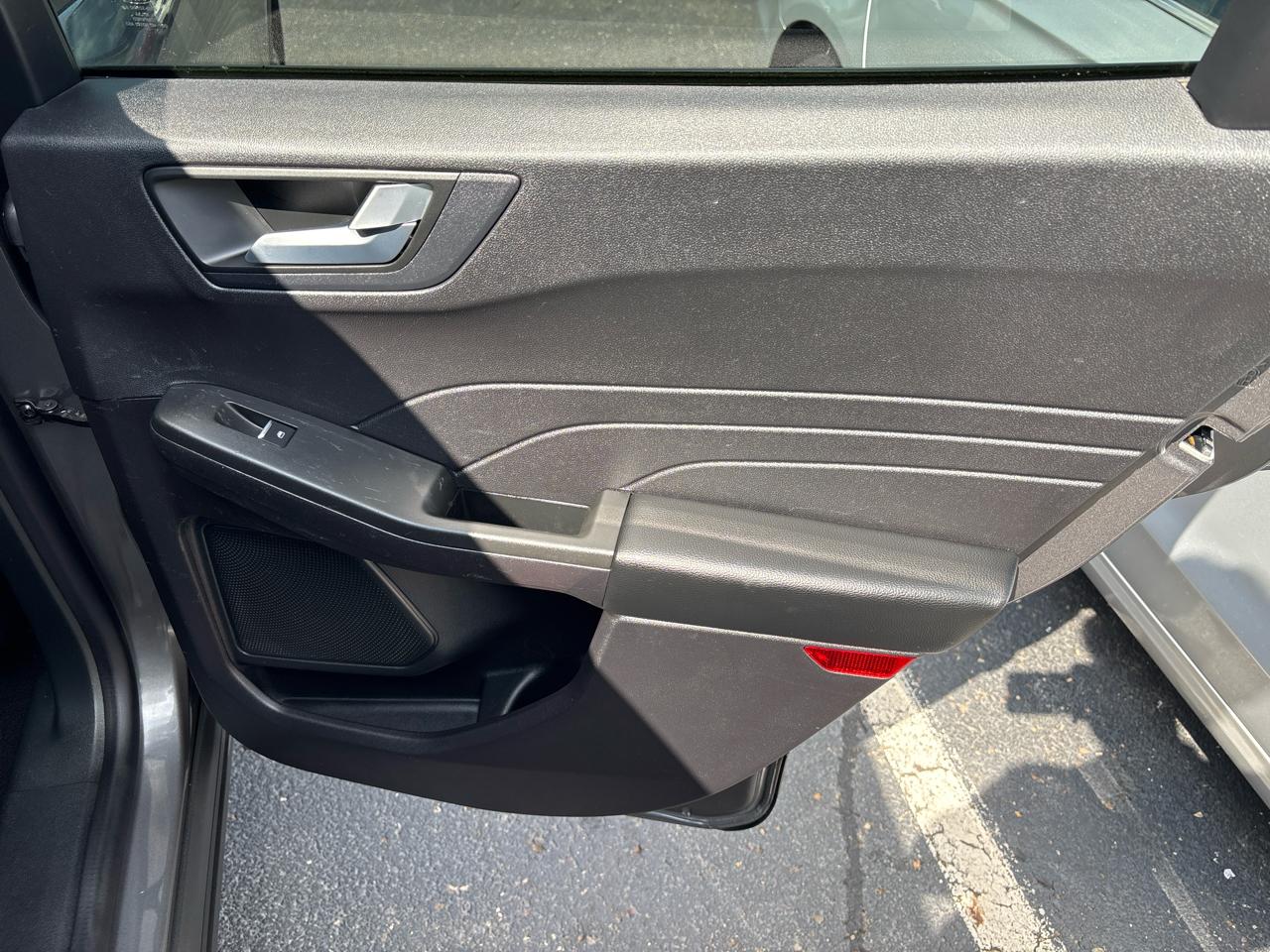 Ford Escape SE Hybrid AWD 2021