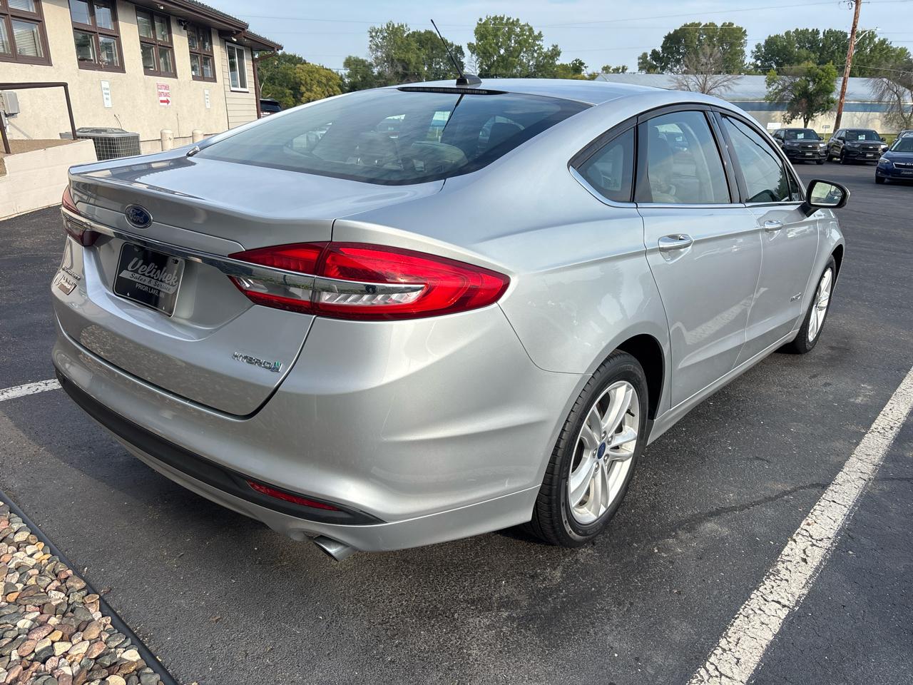 Ford Fusion Hybrid S FWD 2018