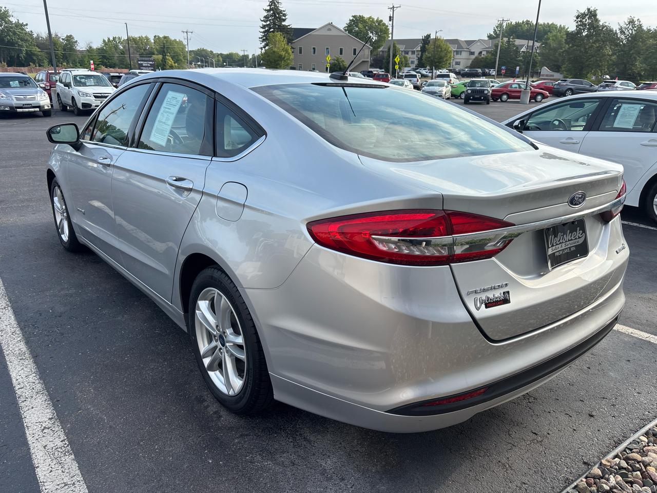 Ford Fusion Hybrid S FWD 2018