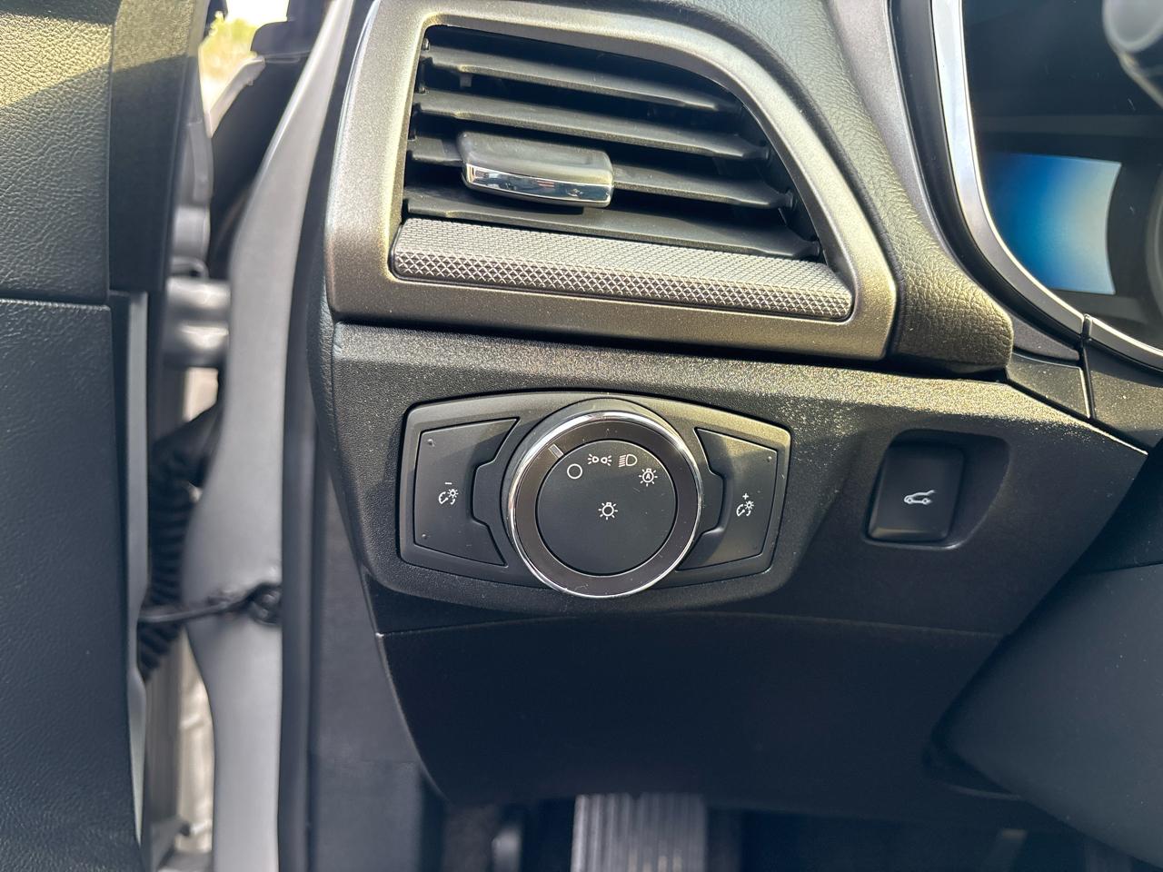 Ford Fusion Hybrid S FWD 2018