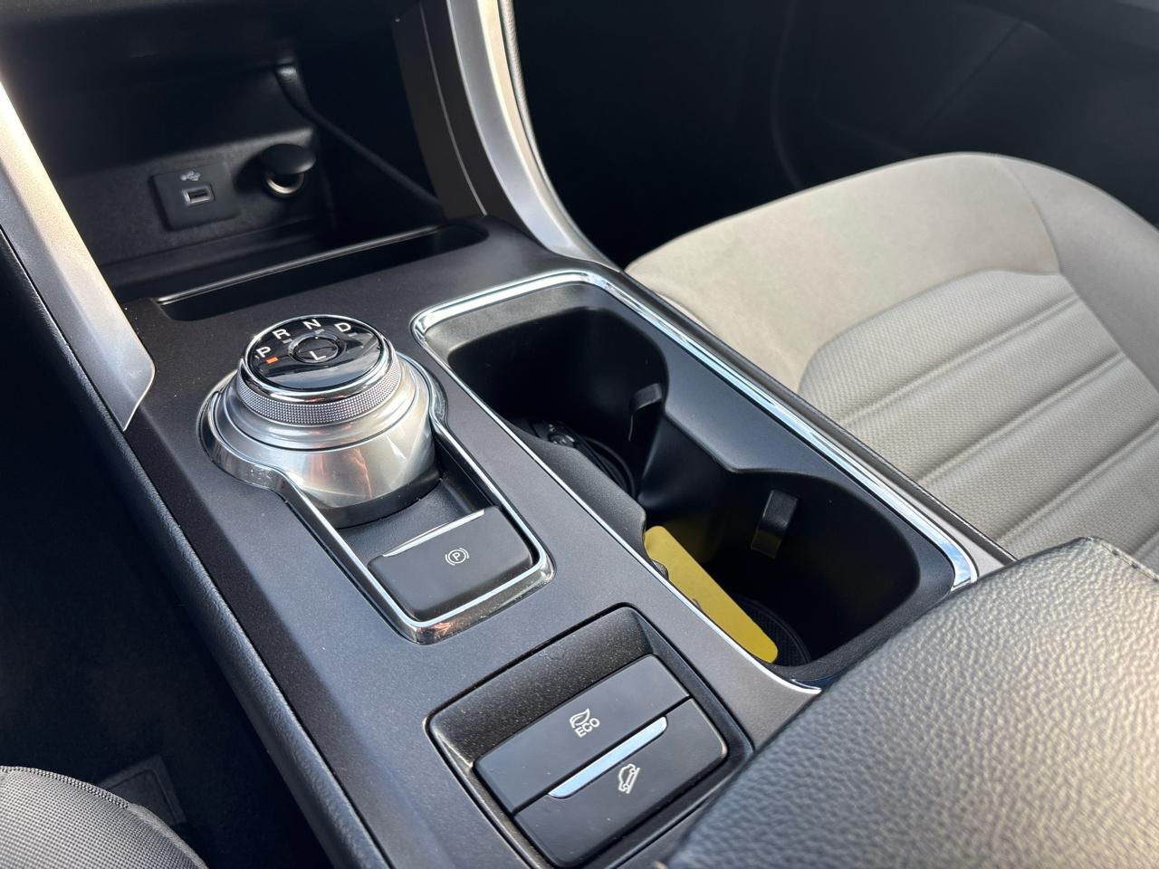 Ford Fusion Hybrid S FWD 2018