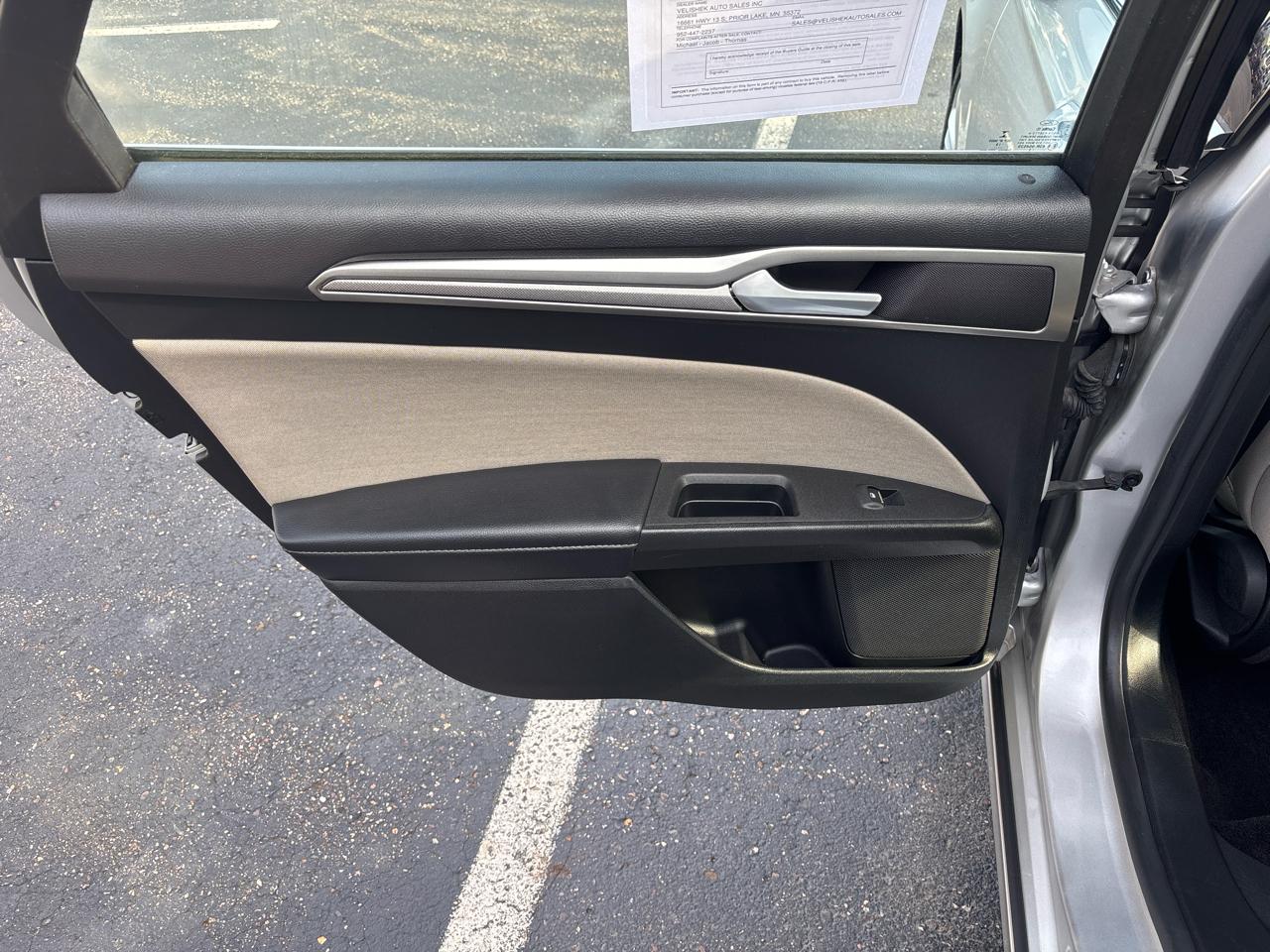 Ford Fusion Hybrid S FWD 2018