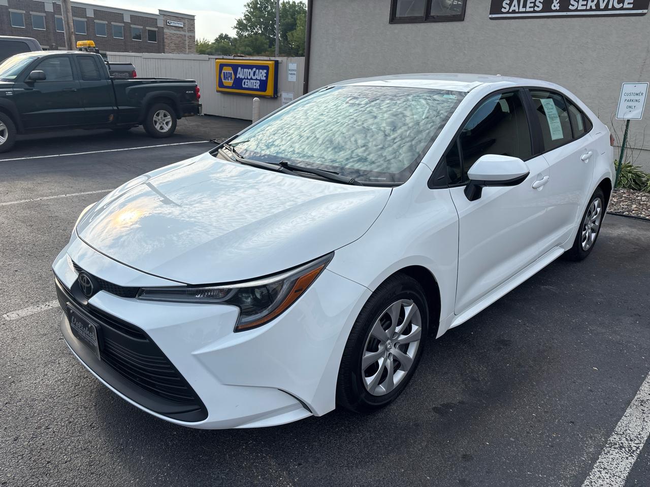 Toyota Corolla LE CVT (Natl) 2025