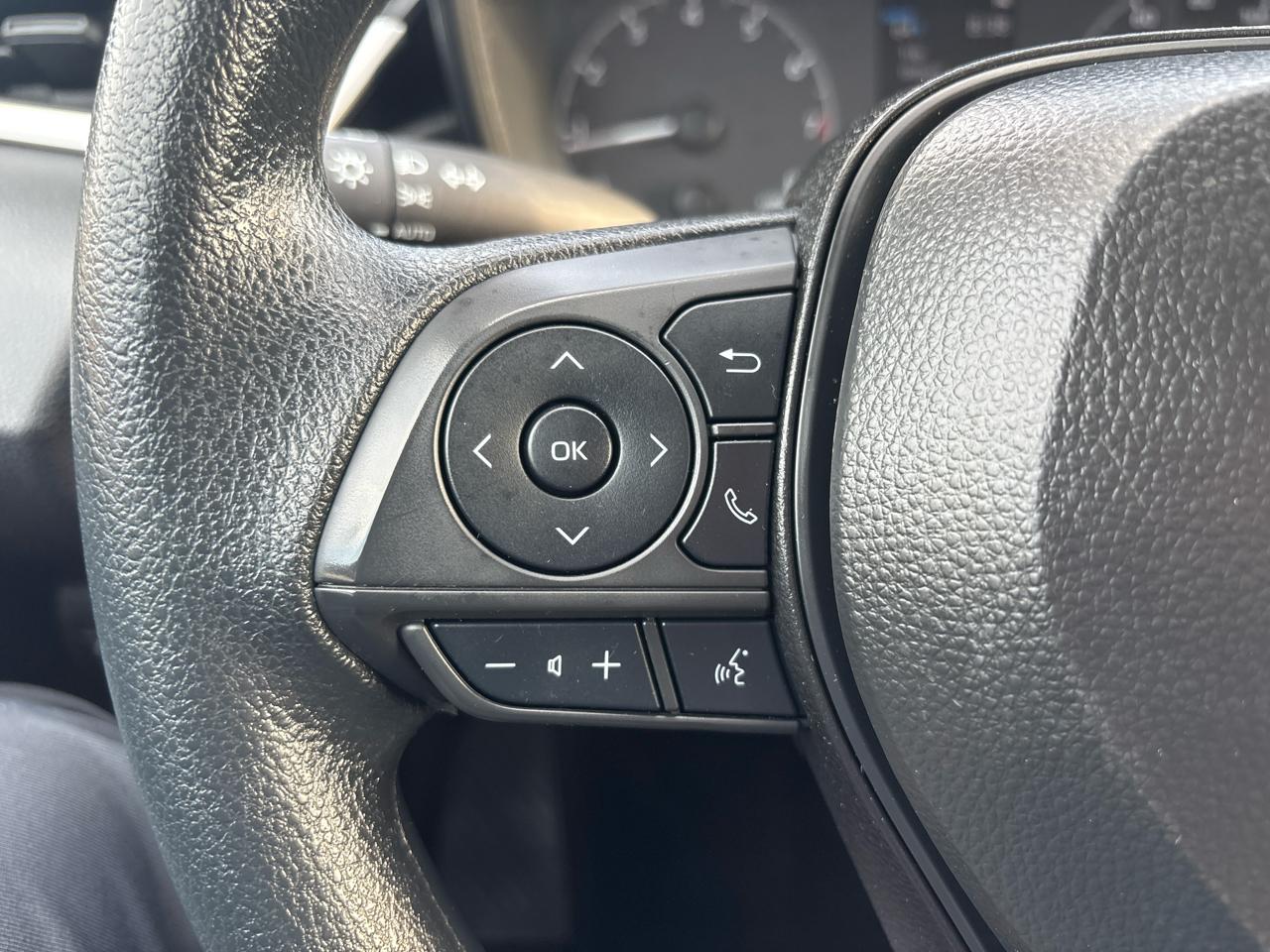 Toyota Corolla LE CVT (Natl) 2025