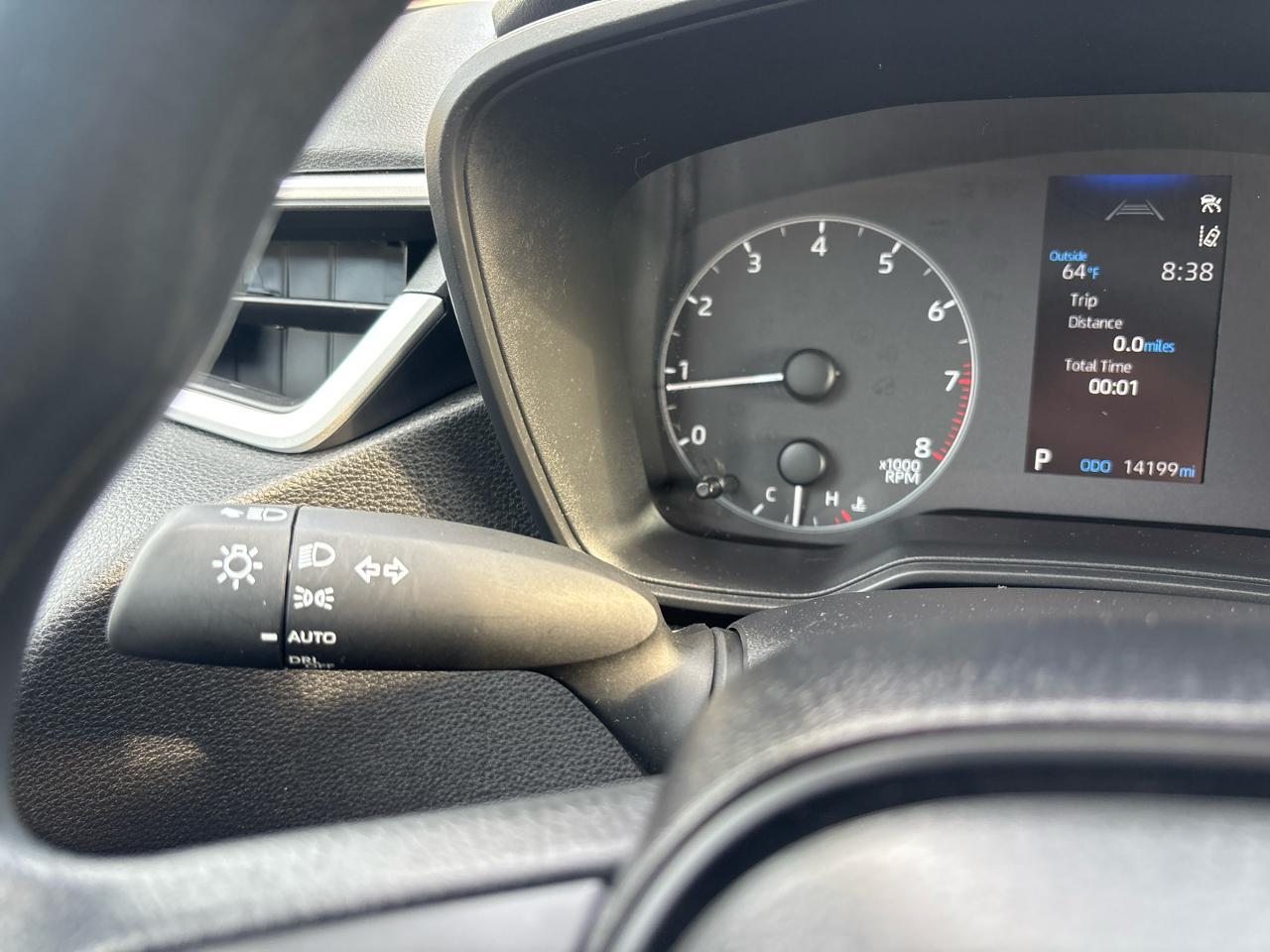 Toyota Corolla LE CVT (Natl) 2025