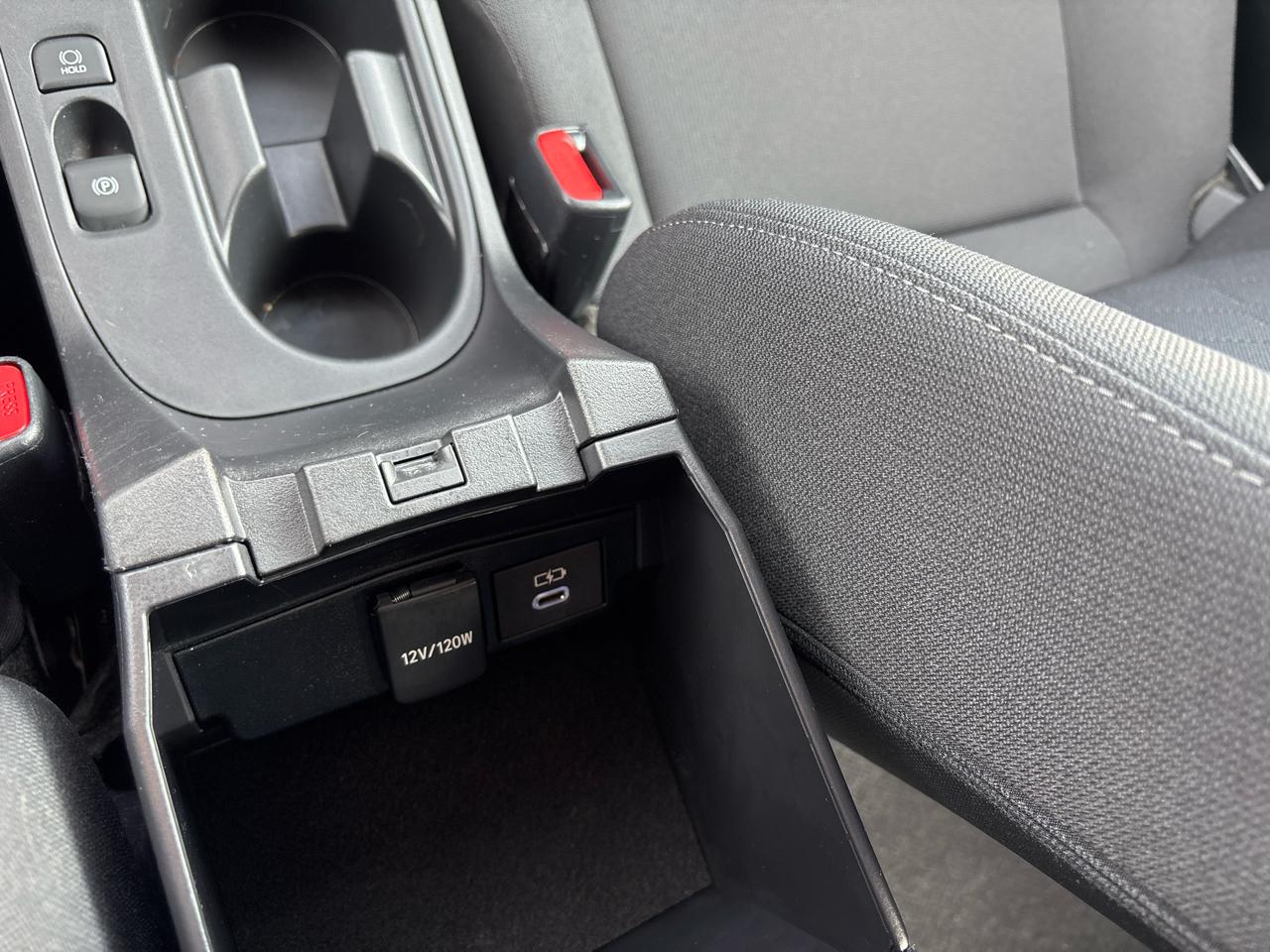 Toyota Corolla LE CVT (Natl) 2025