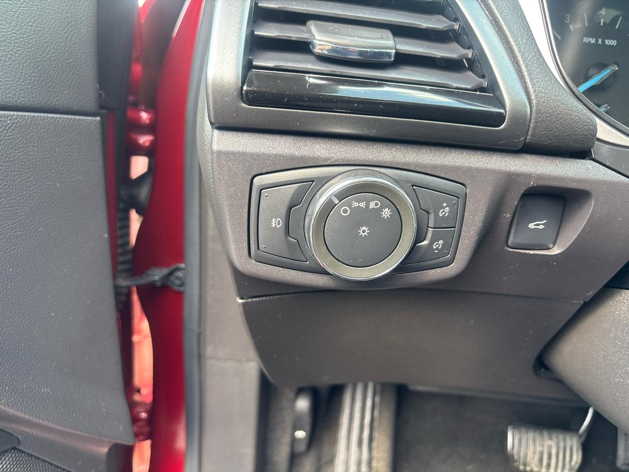 Ford Fusion 4dr Sdn SE AWD 2016