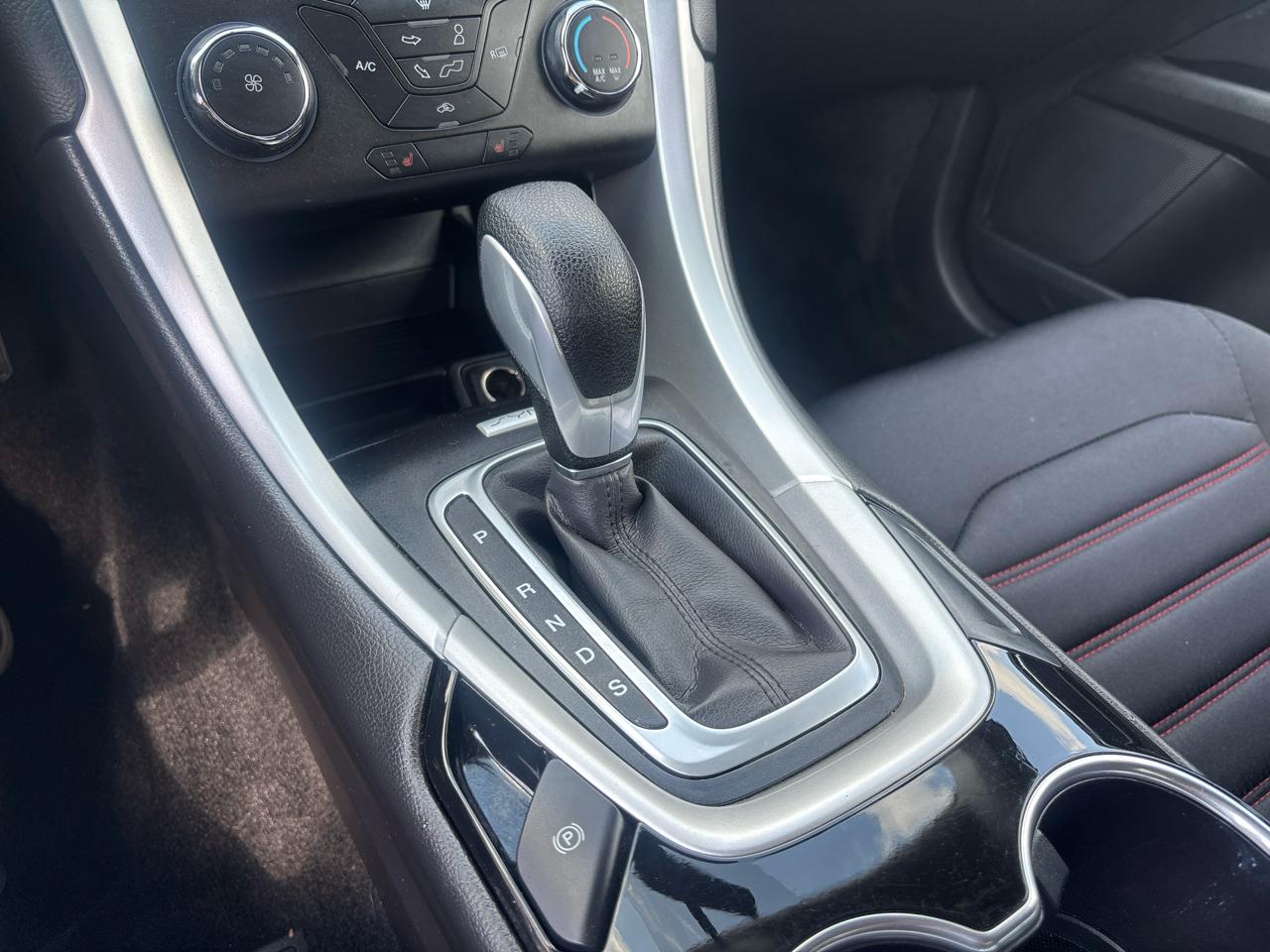 Ford Fusion 4dr Sdn SE AWD 2016