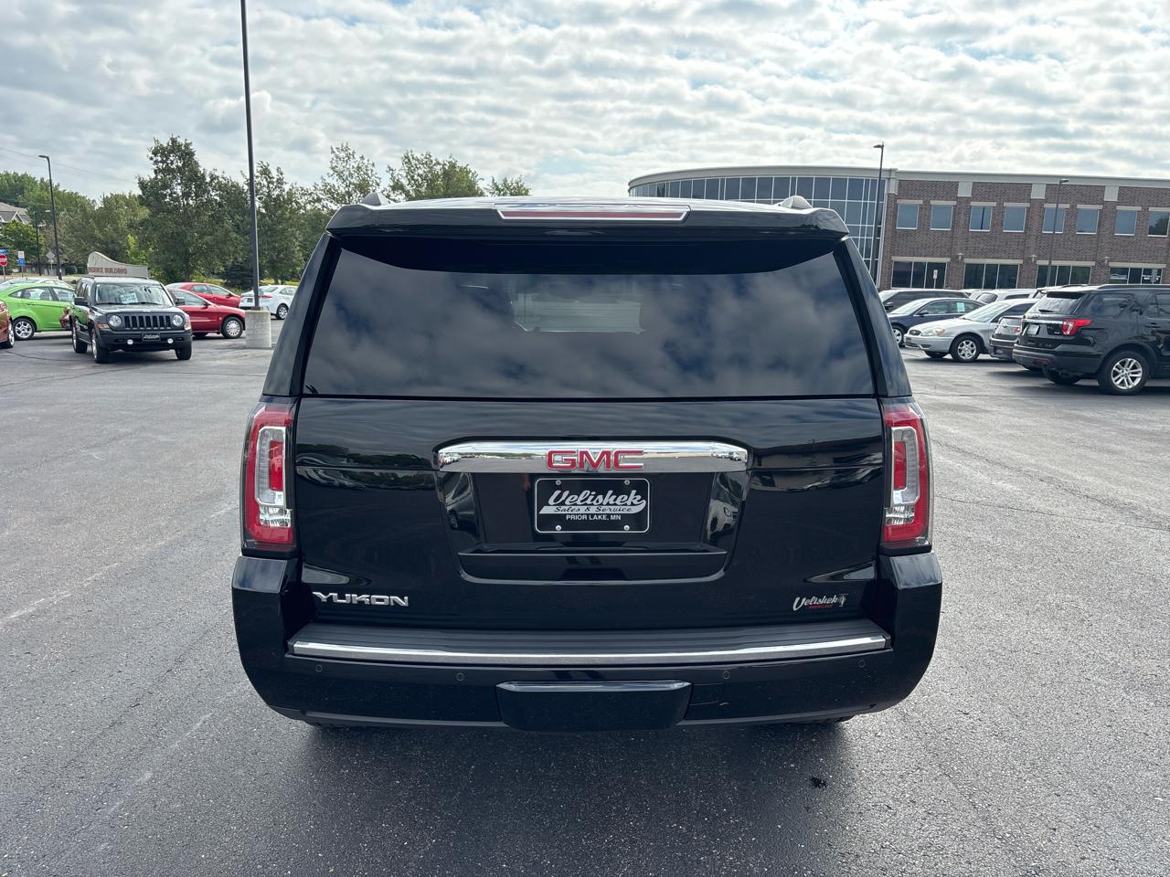 GMC Yukon 4WD 4dr Denali 2018