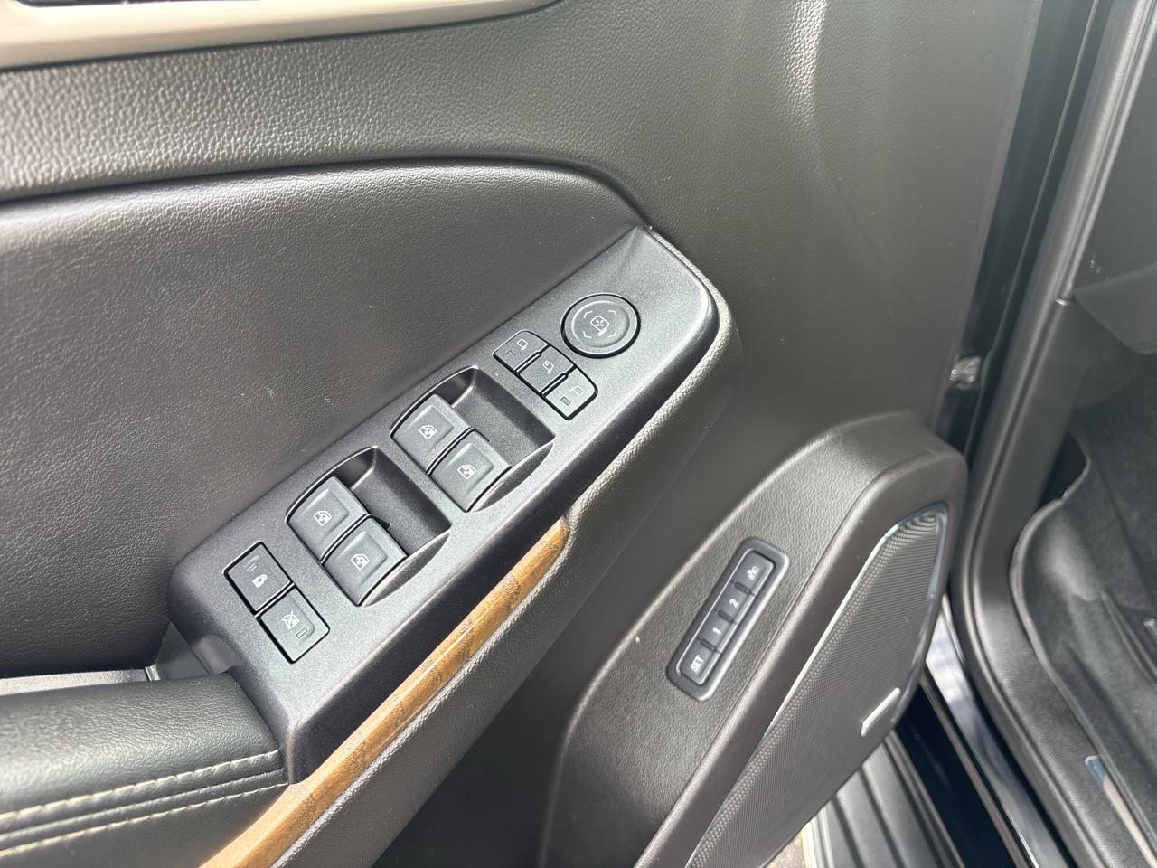 GMC Yukon 4WD 4dr Denali 2018