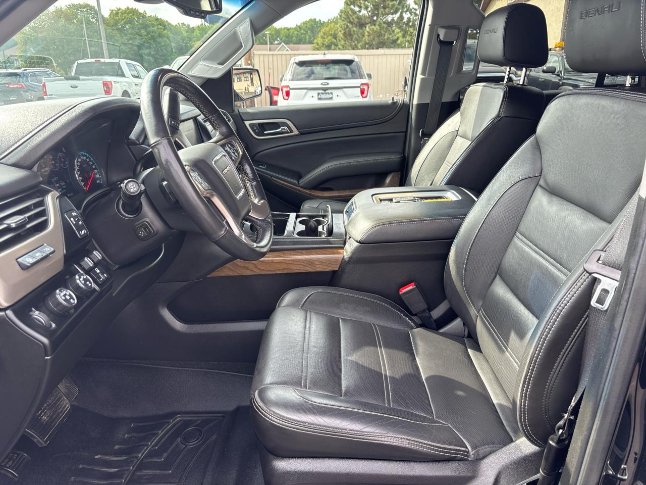 GMC Yukon 4WD 4dr Denali 2018