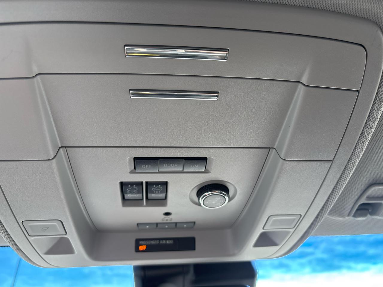 GMC Yukon 4WD 4dr Denali 2018