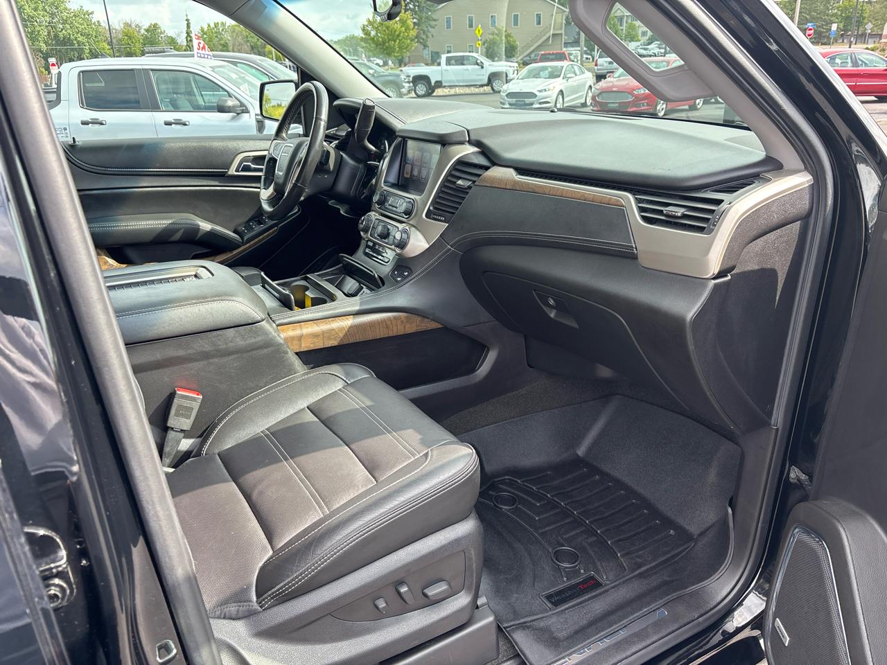 GMC Yukon 4WD 4dr Denali 2018