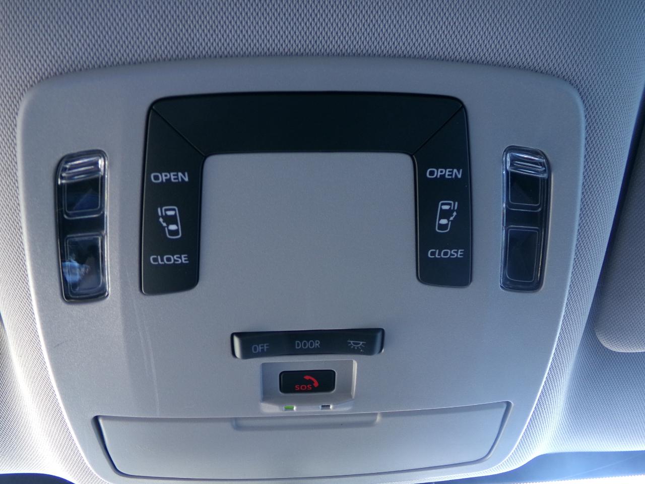 Toyota Sienna LE AWD 8-Passenger (Natl) 2021