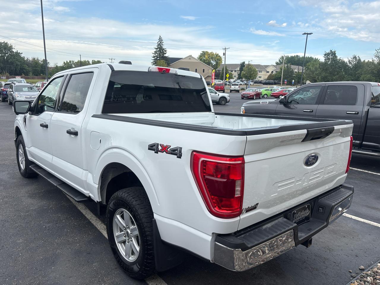 Ford F-150 XLT SuperCrew 4WD 2022