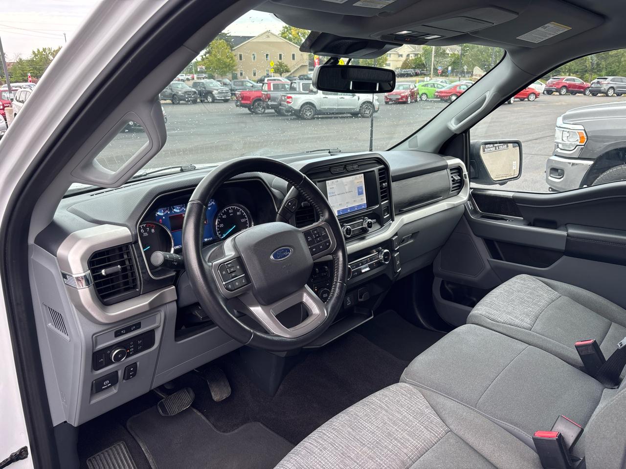 Ford F-150 XLT SuperCrew 4WD 2022