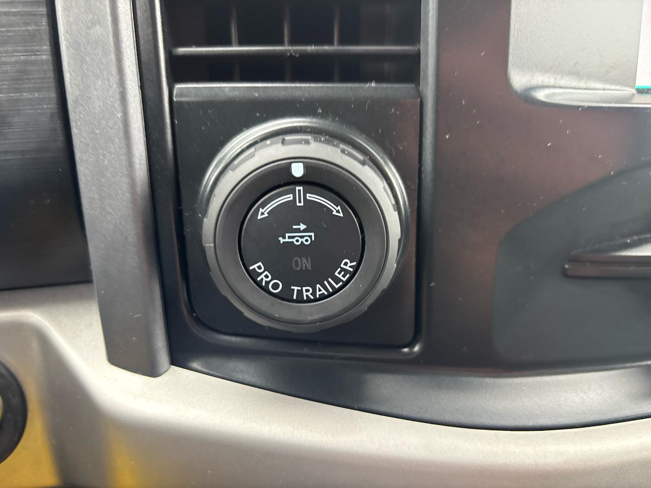 Ford F-150 XLT SuperCrew 4WD 2022
