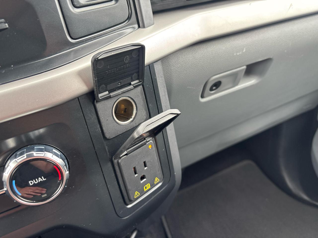 Ford F-150 XLT SuperCrew 4WD 2022