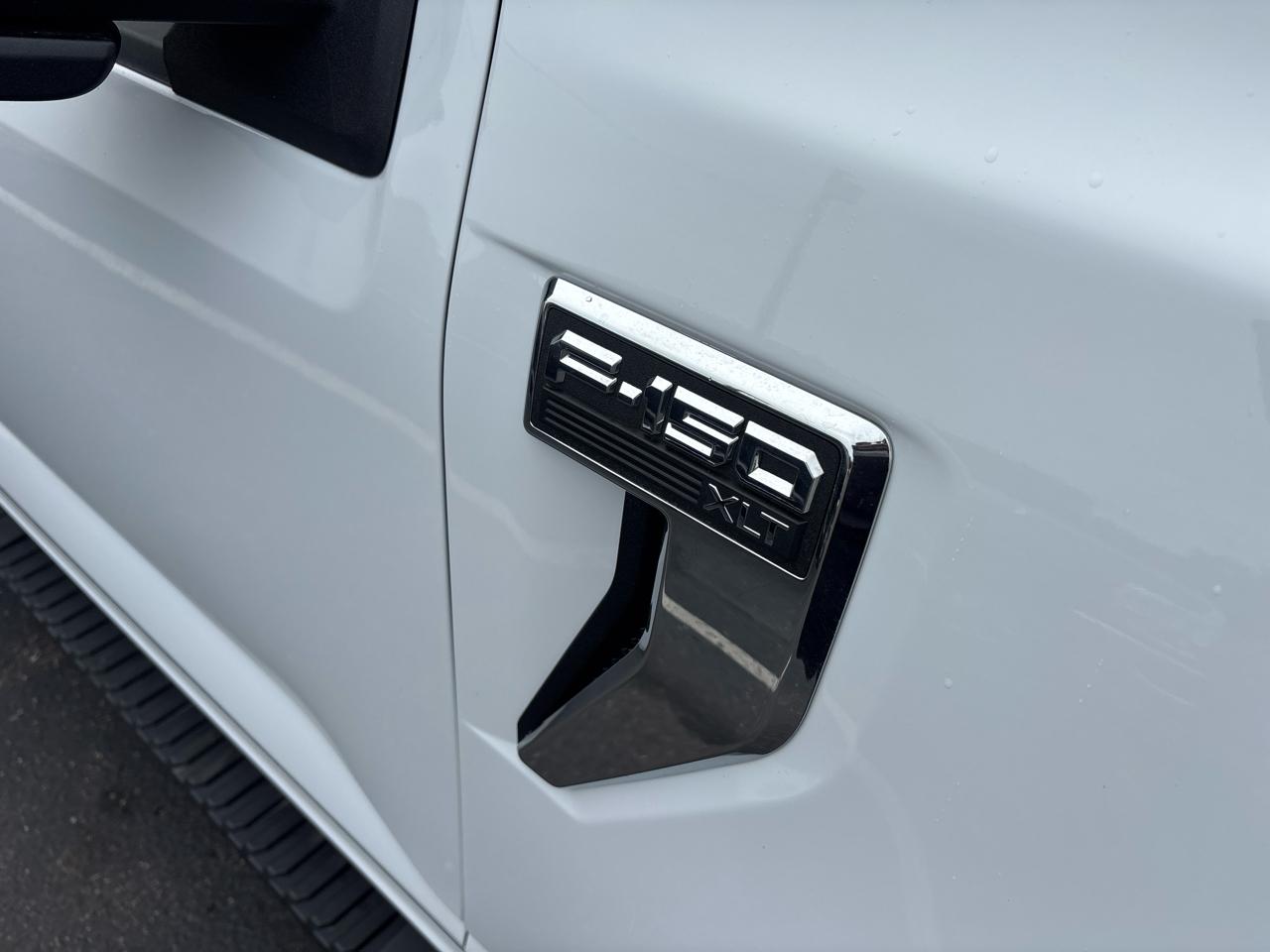 Ford F-150 XLT SuperCrew 4WD 2022