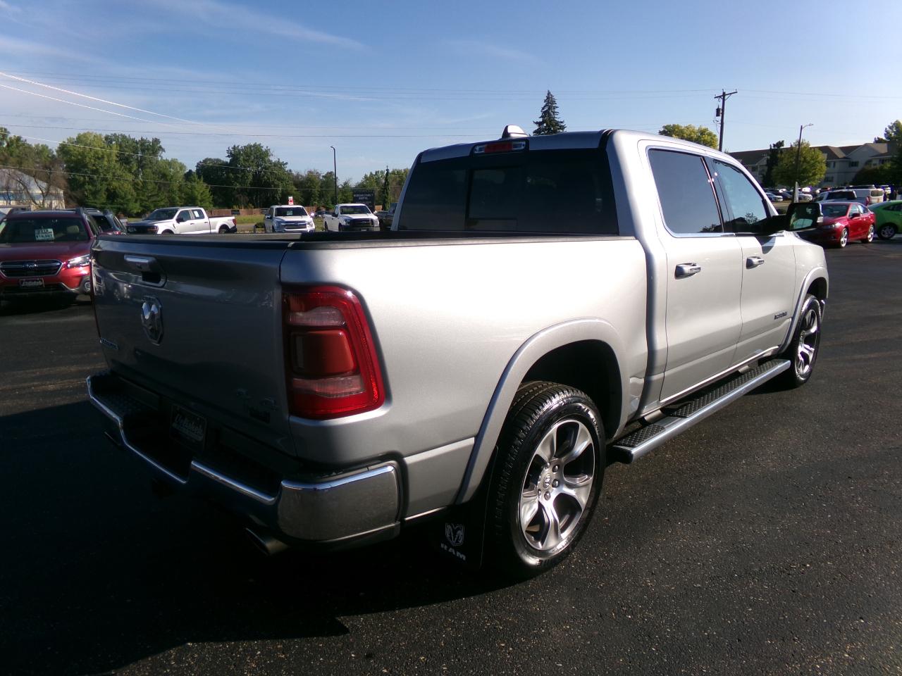 RAM 1500 Laramie 4x4 Crew Cab 5'7" Box 2019