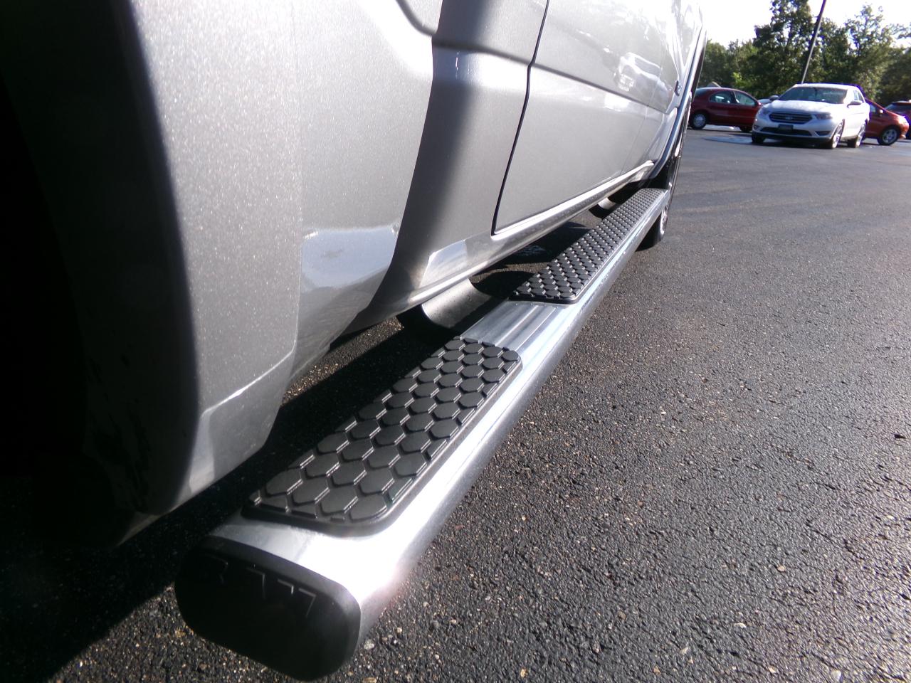 RAM 1500 Laramie 4x4 Crew Cab 5'7" Box 2019