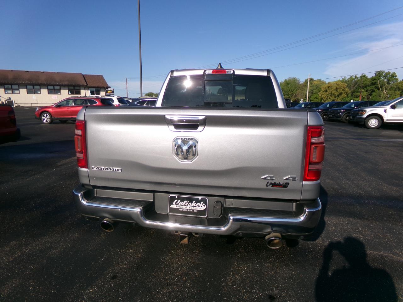 RAM 1500 Laramie 4x4 Crew Cab 5'7" Box 2019