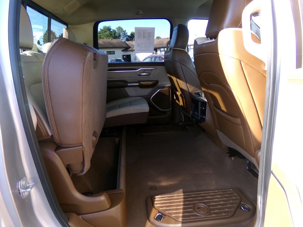 RAM 1500 Laramie 4x4 Crew Cab 5'7" Box 2019