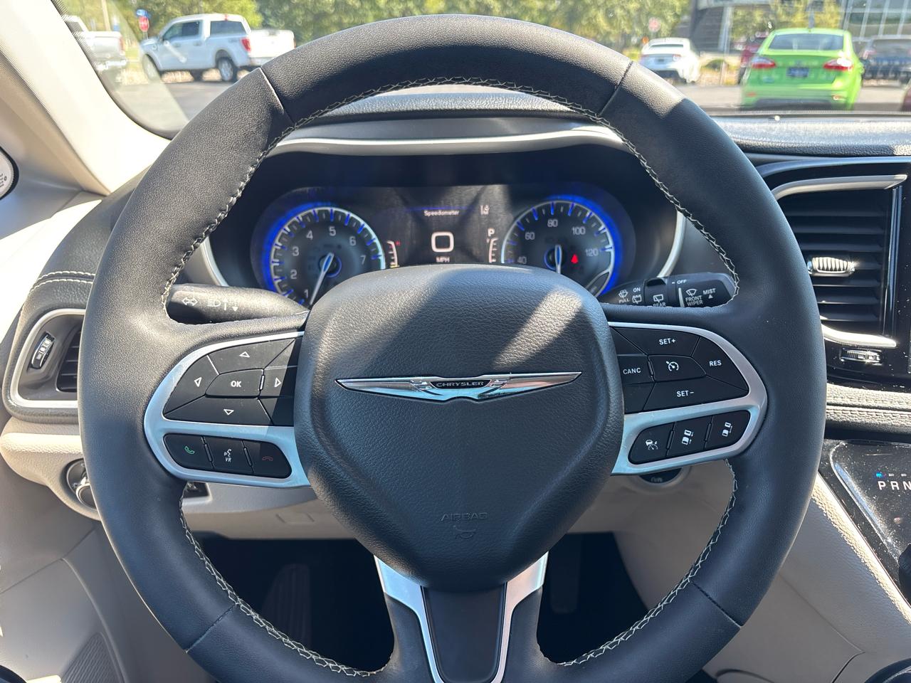 Chrysler Pacifica Touring L FWD 2022
