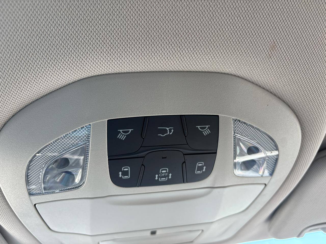 Chrysler Pacifica Touring L FWD 2022