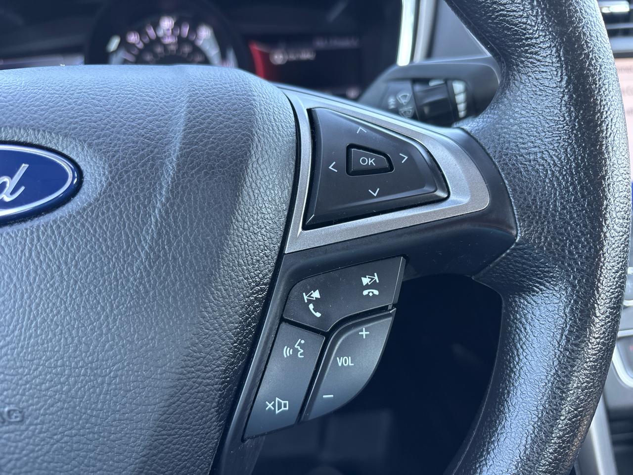 Ford Fusion Hybrid SE FWD 2020