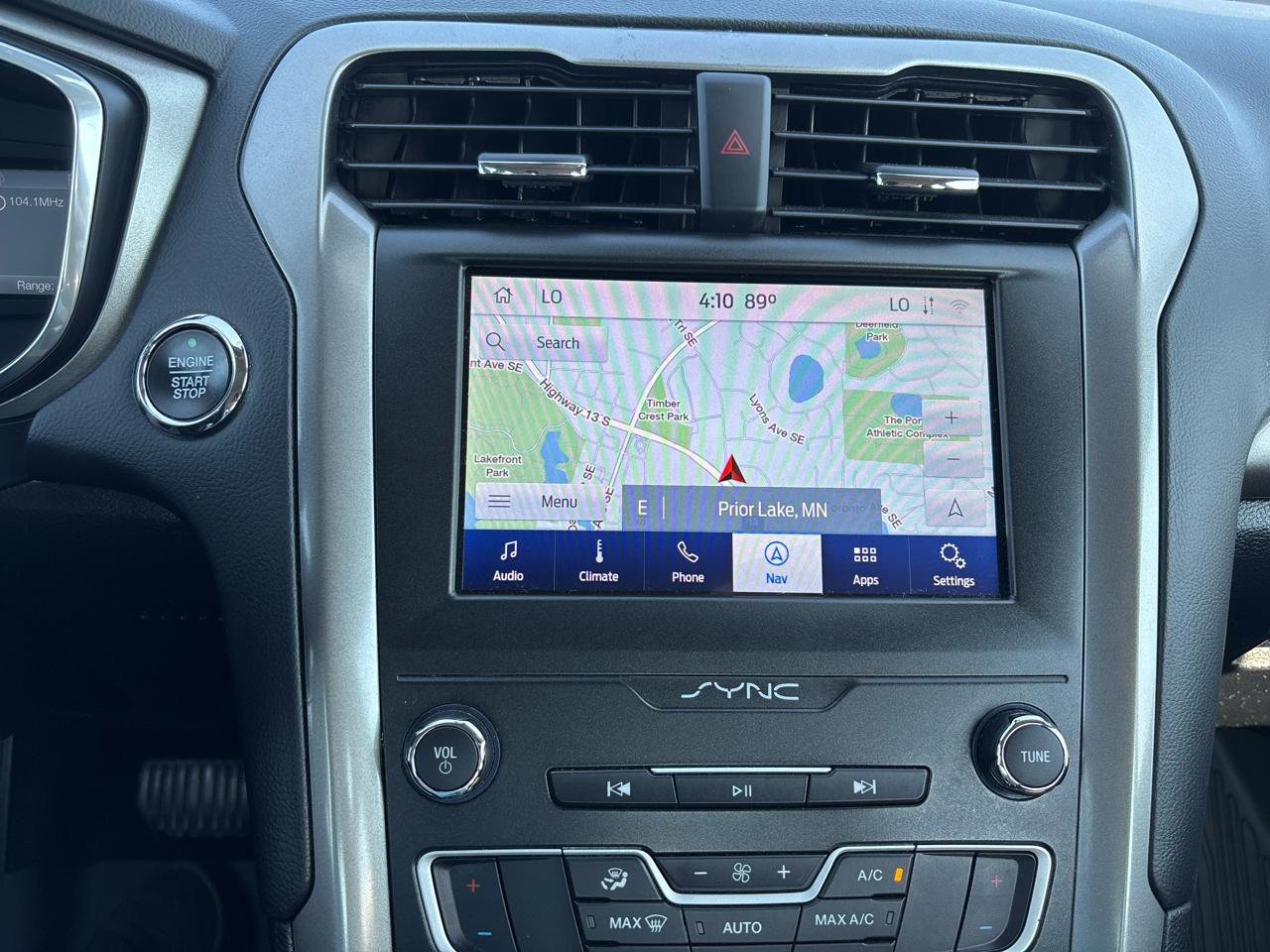 Ford Fusion Hybrid SE FWD 2020