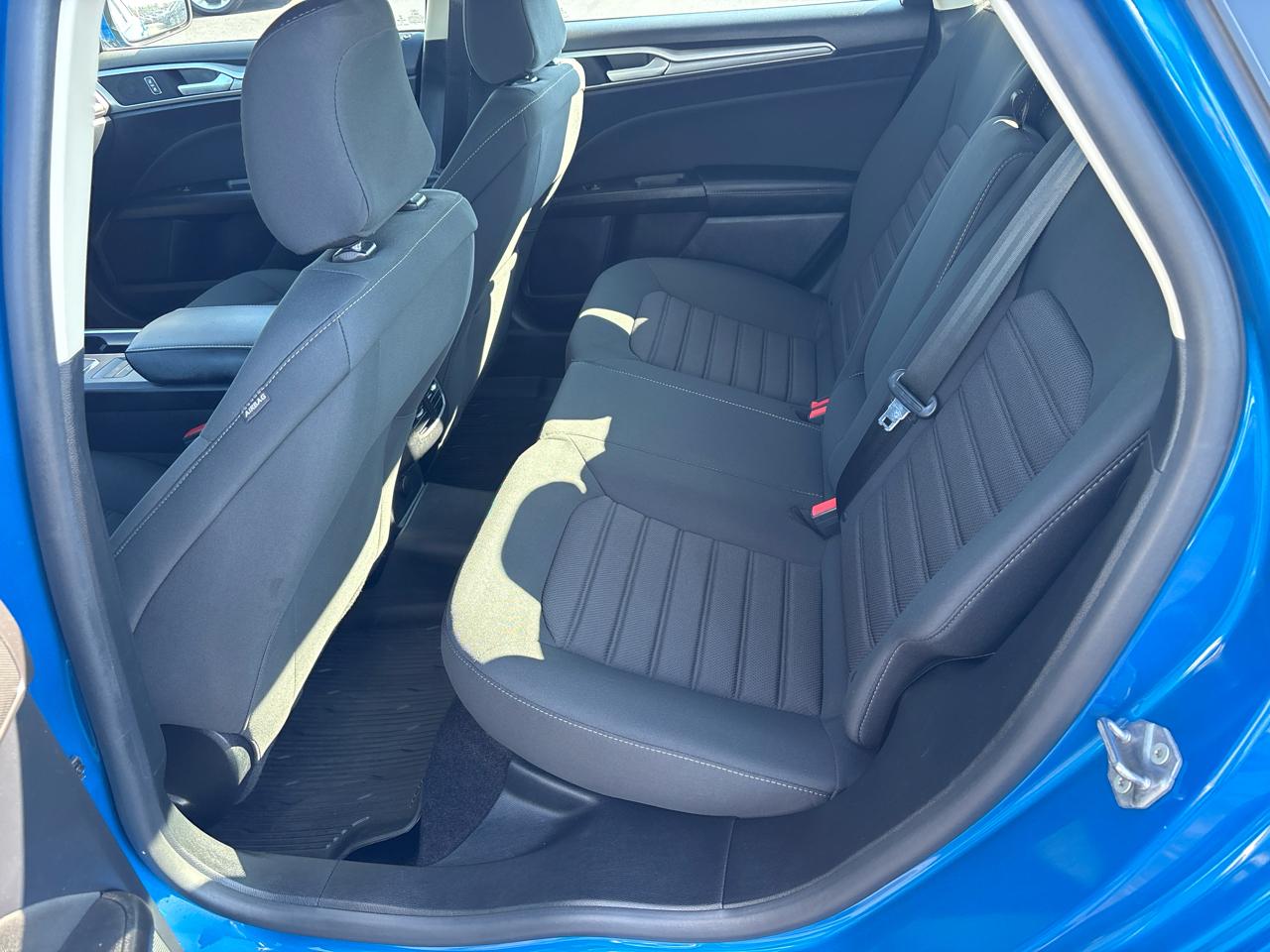 Ford Fusion Hybrid SE FWD 2020