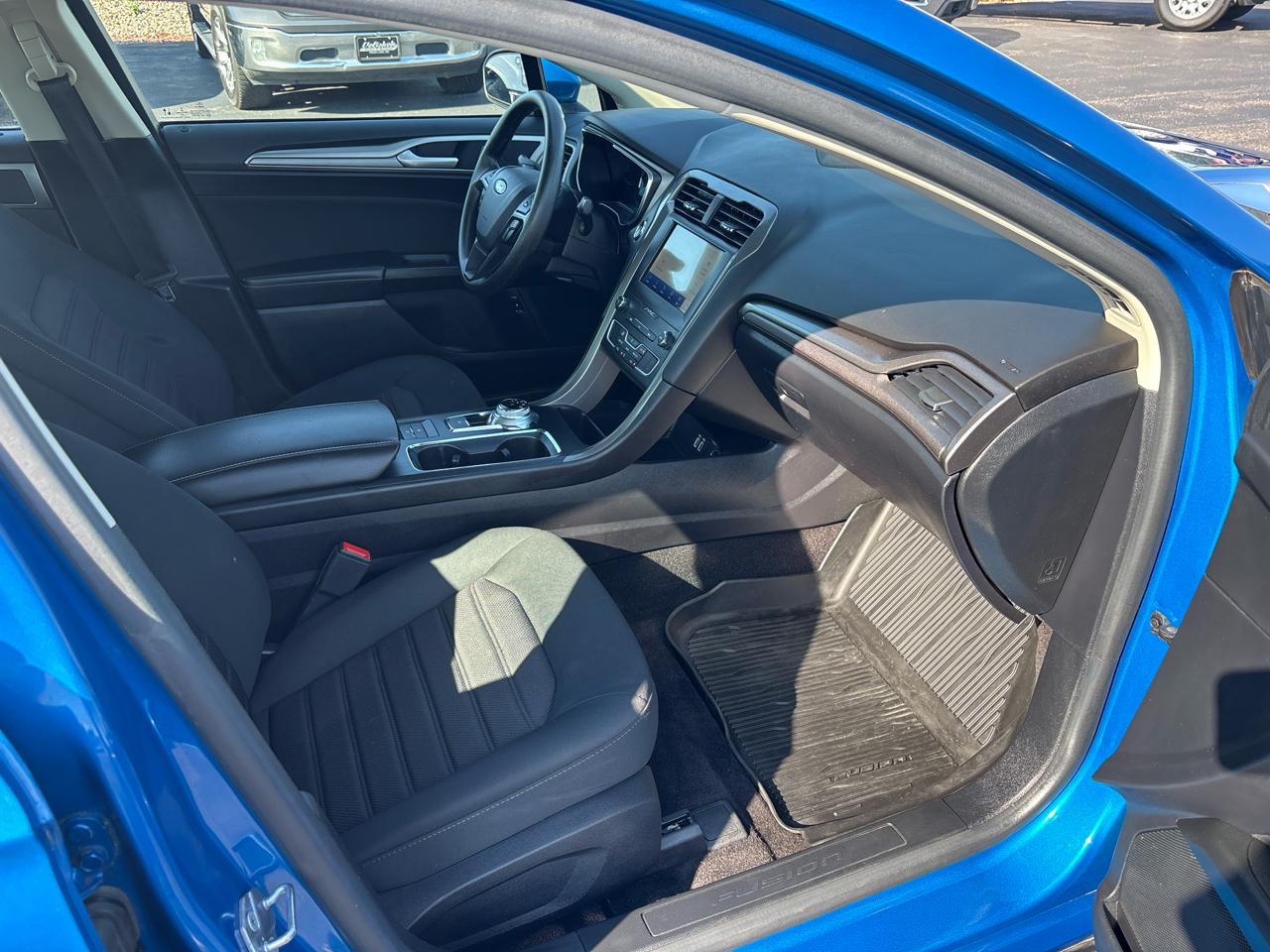 Ford Fusion Hybrid SE FWD 2020