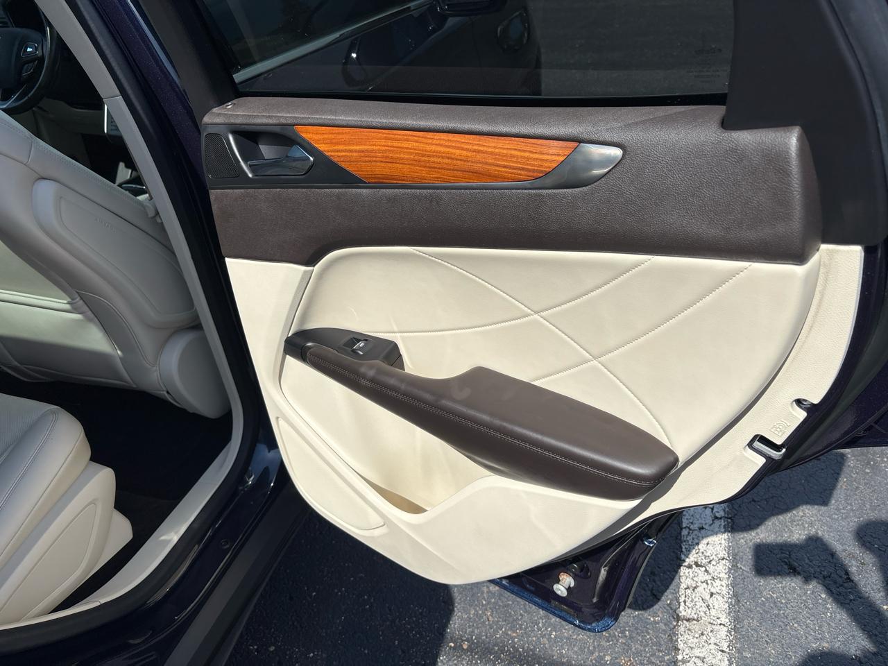 Lincoln MKC AWD 4dr 2015