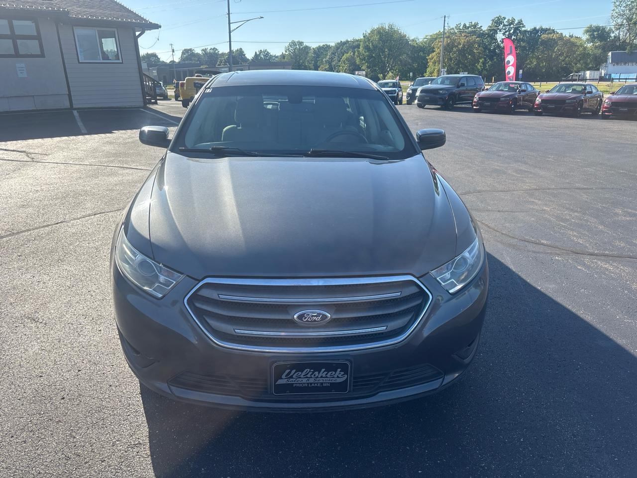 Ford Taurus 4dr Sdn SEL AWD 2015