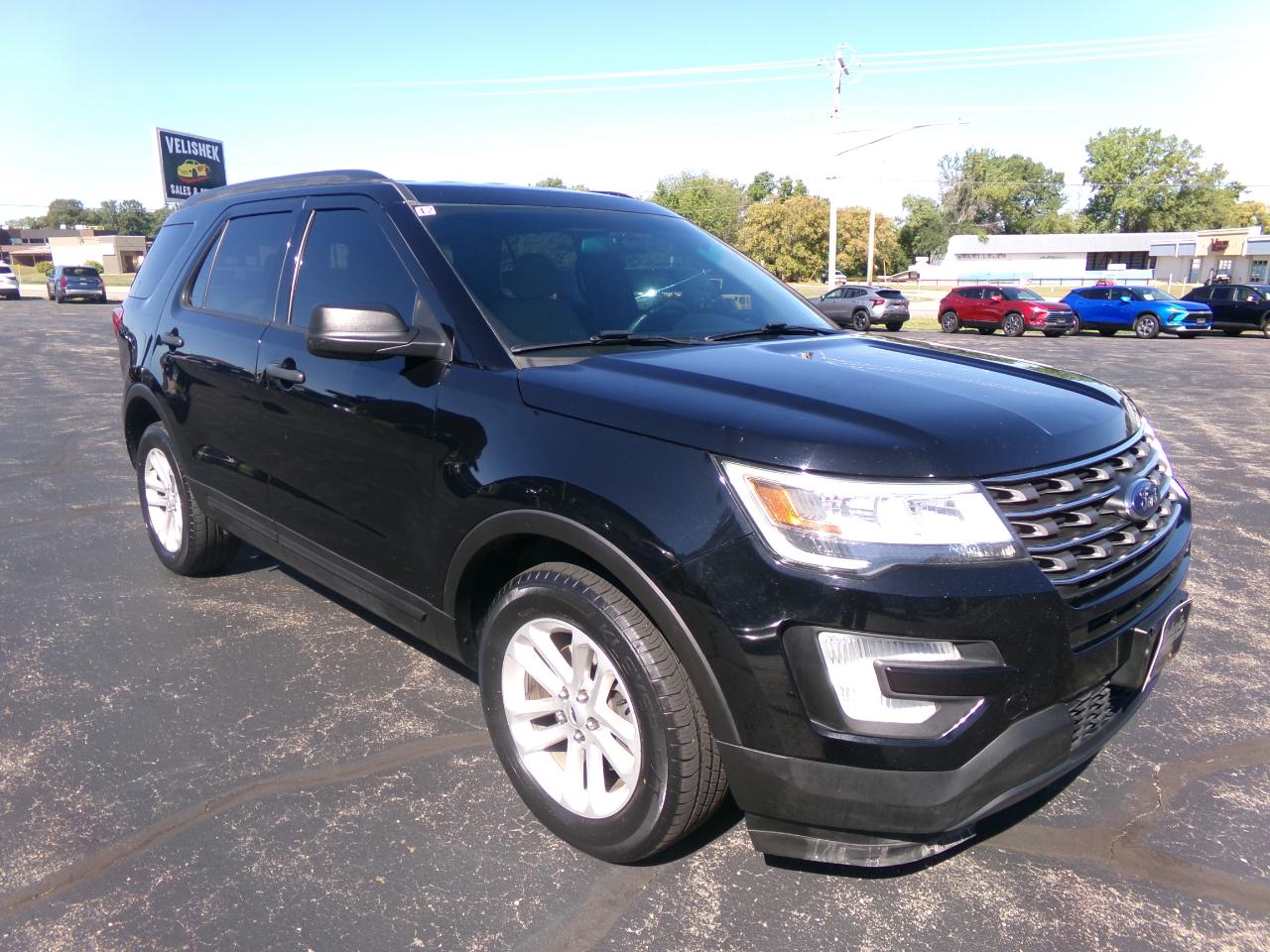 Ford Explorer Base 4WD 2017