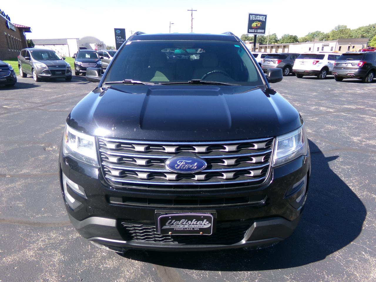 Ford Explorer Base 4WD 2017