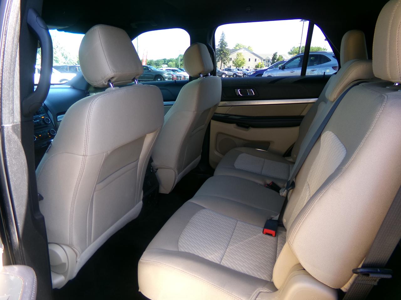 Ford Explorer Base 4WD 2017