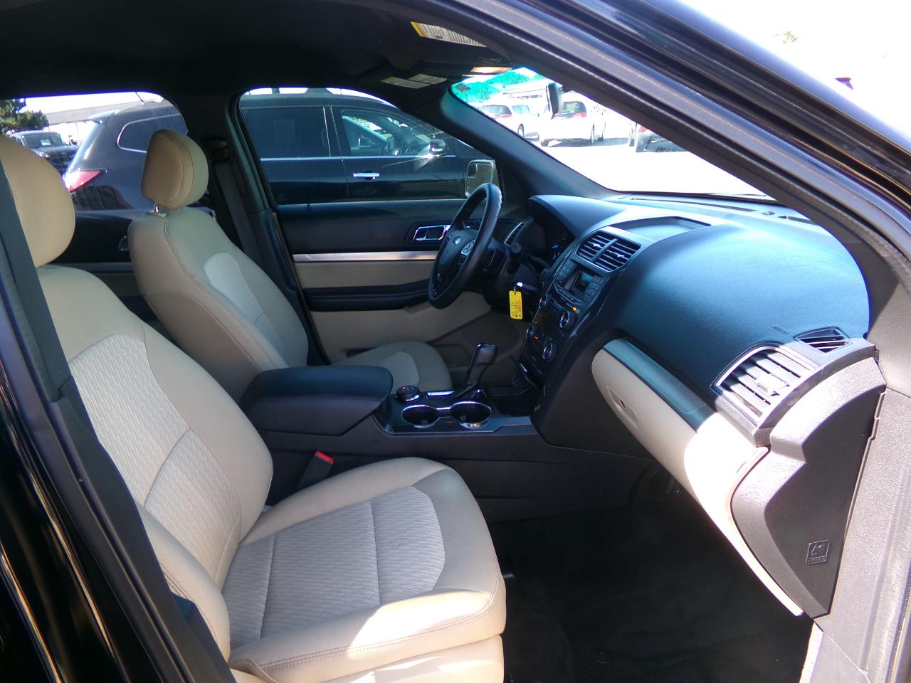 Ford Explorer Base 4WD 2017