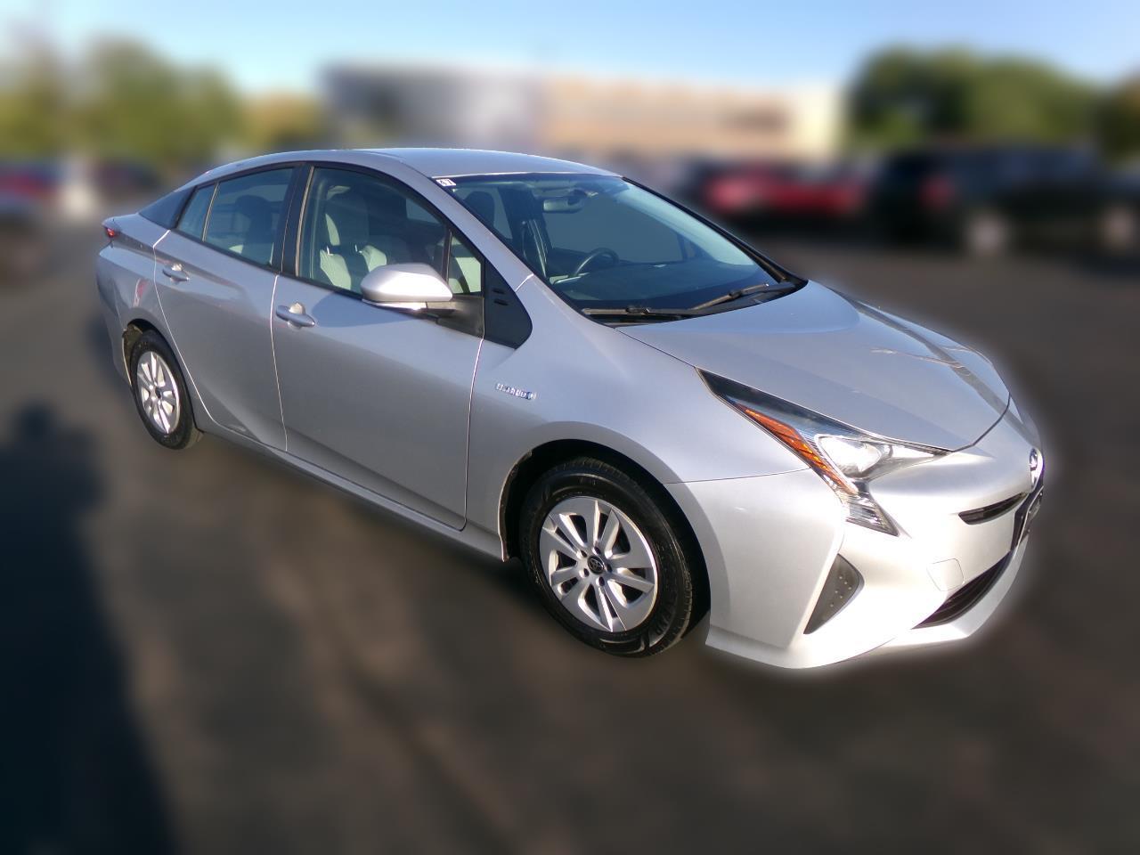 2016 Toyota Prius 5dr HB Two (Natl)