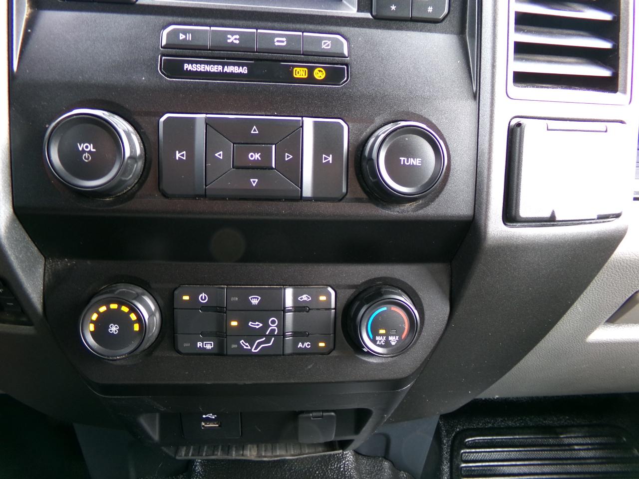 Ford F-250 SD XL Crew Cab Long Bed 4WD 2022